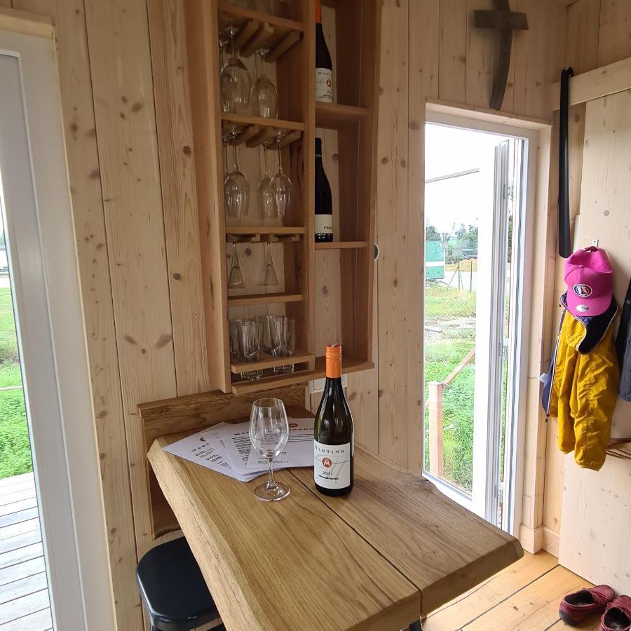 Tiny House Villa Neusiedl an der Zaya Buitenkant foto