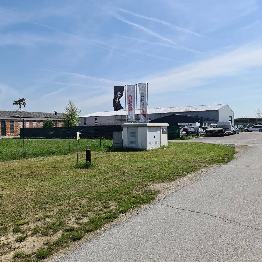 Tiny House Villa Neusiedl an der Zaya Buitenkant foto